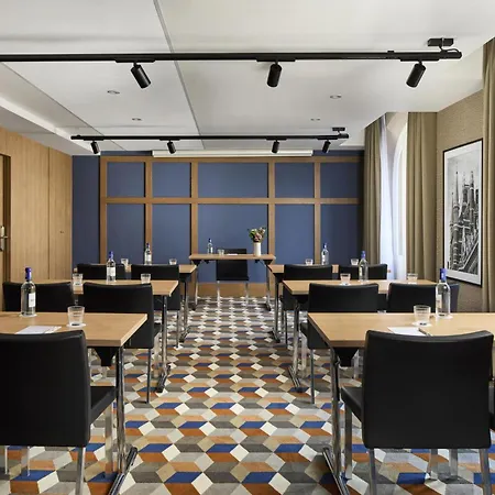 Nh Gare De L'est Hotel 4*