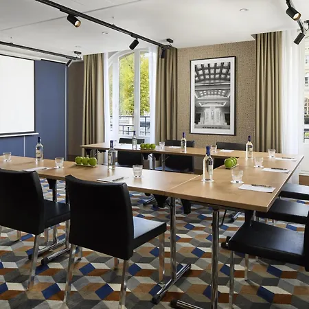 Nh Gare De L'est Hotel 4*