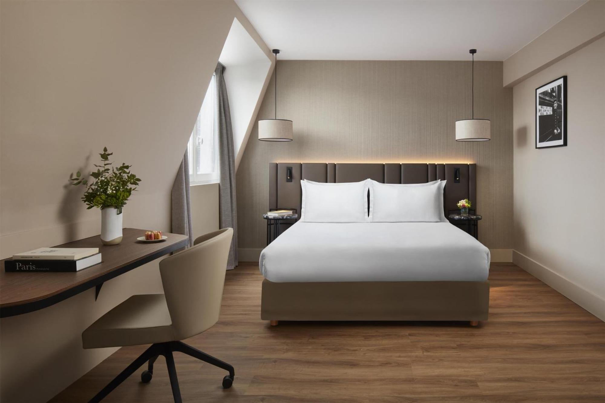 Nh Gare De L'est Hotel