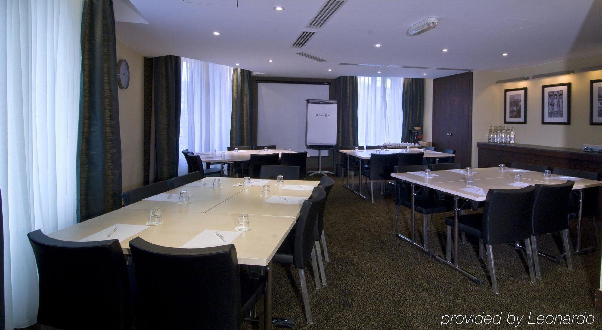 Nh Gare De L'est Hotel Paris