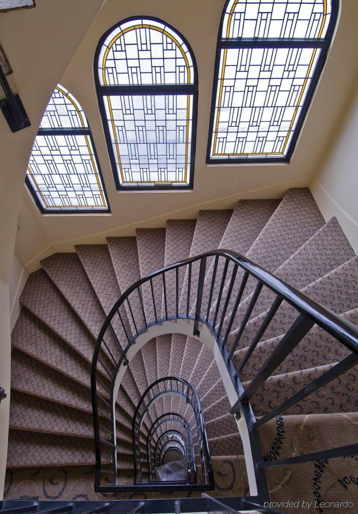 Hotel Nh Gare De L'est 4*